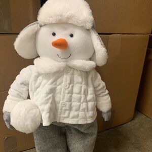 Hanna’s Handiworks Adorable Snowman with Legs